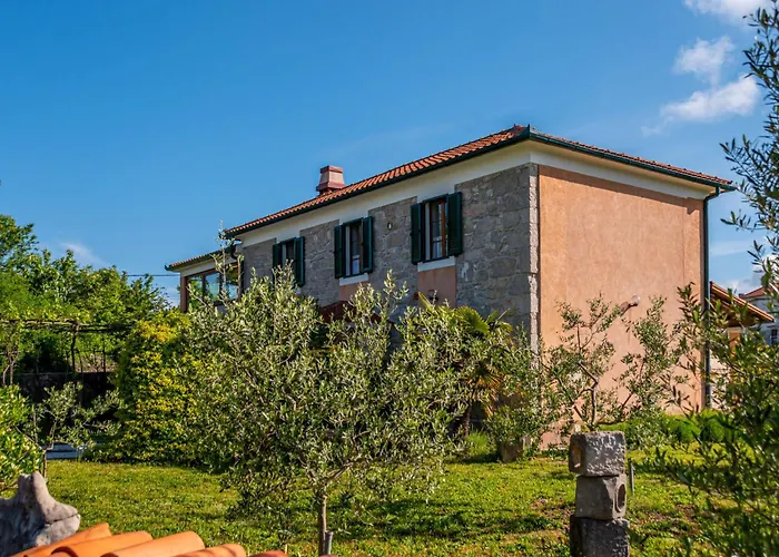 Tuscany By Interhome