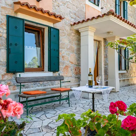 Holiday home Little Tuscany By Interhome Dobrinj